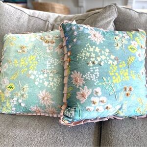 Set of 2 Large Floral Throw Pillows with Pink Trim 20” X 20”